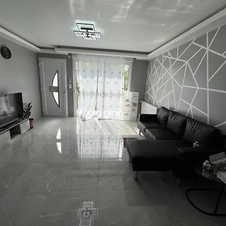 Maison A Proximite Des Sites Jo Apartman